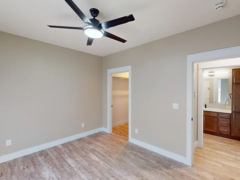 Element 30 Apartments — Photo 30