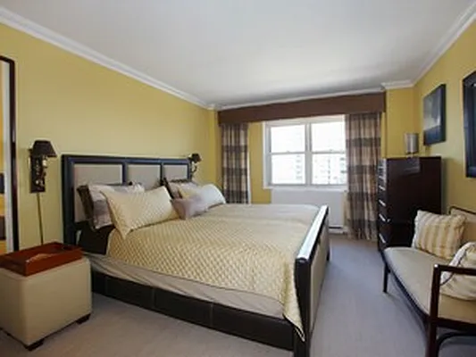 Sold by Corcoran | media 2