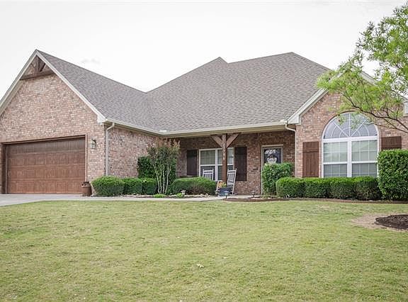 2nd image of 1706 Belle Plain Dr