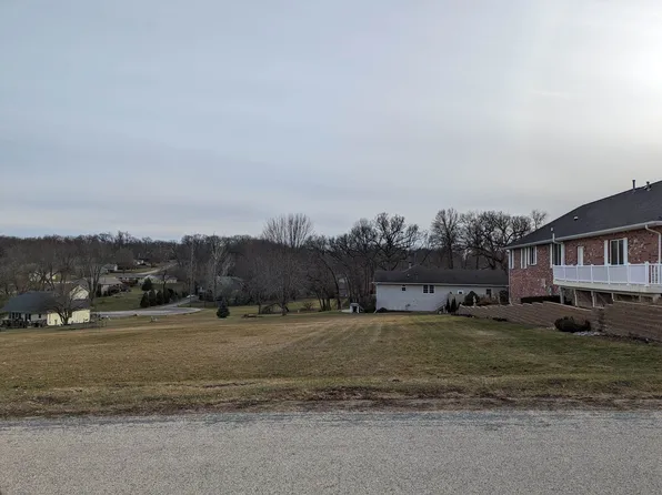 196 Lake Summerset Rd, Davis, IL 61019