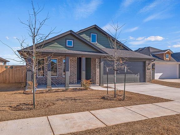 2nd image of 3713 Alta Vista Dr