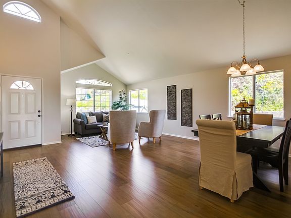 4th image of 2475 Melissa Ct