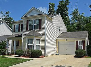 6128 Raisin Tree Ln, Charlotte, NC 28215