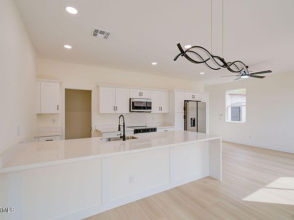 4th image of 6024 S 11TH Street