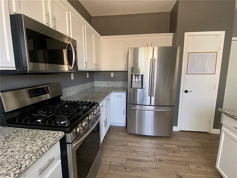 5402 Goldenseal Ct — Photo 4