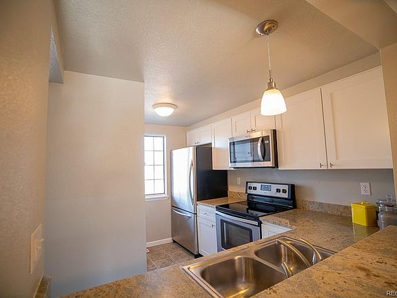 2nd image of 4116 S Mobile Cir APT C