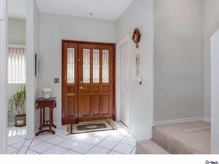 2469 Montrose Ave #E — Photo 4