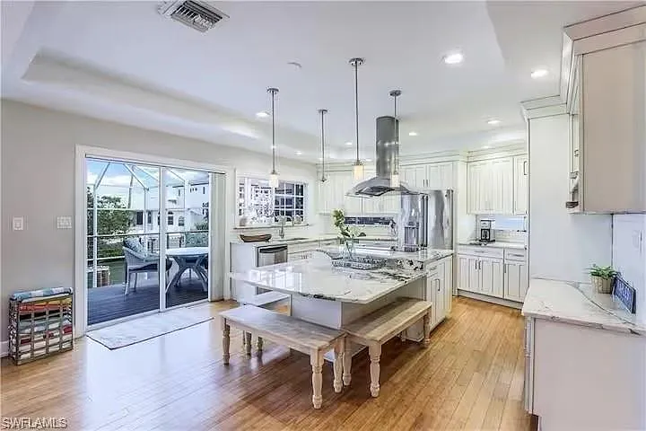 437 Trade Winds Ave — Photo 14