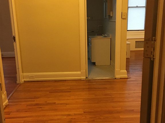 Foyer. Plenty of room for a nice sized area rug.