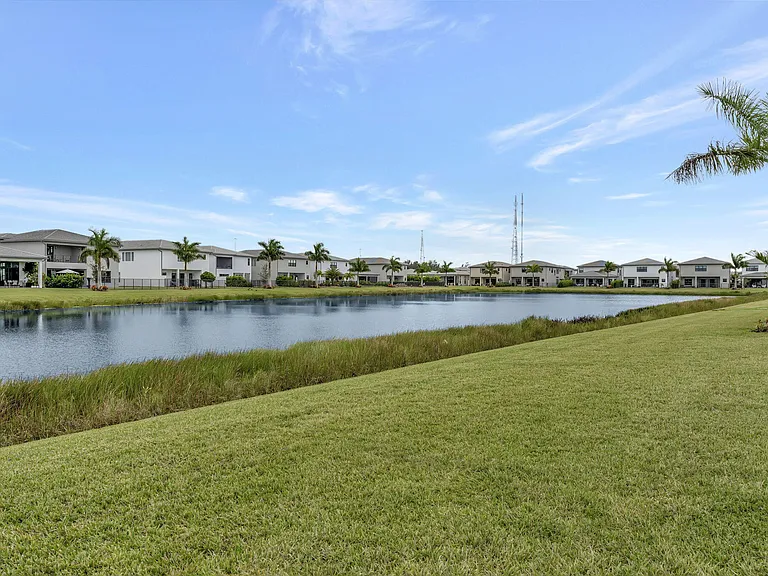 20046 Pacific Dunes Dr — Photo 72