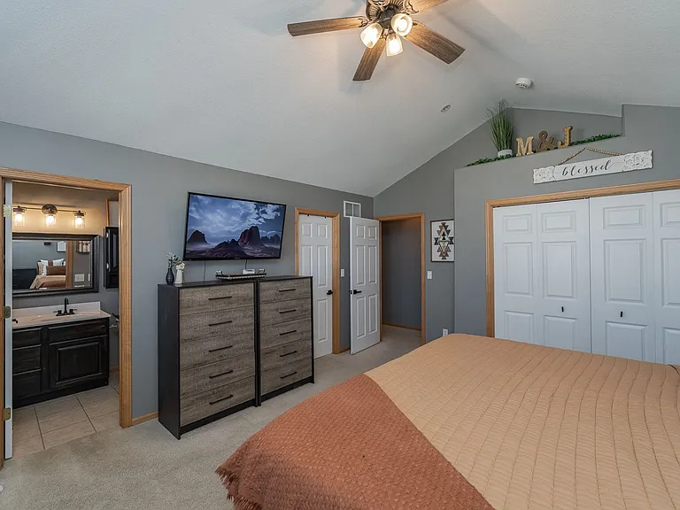 1008 Southern Woods Pl SW — Photo 36