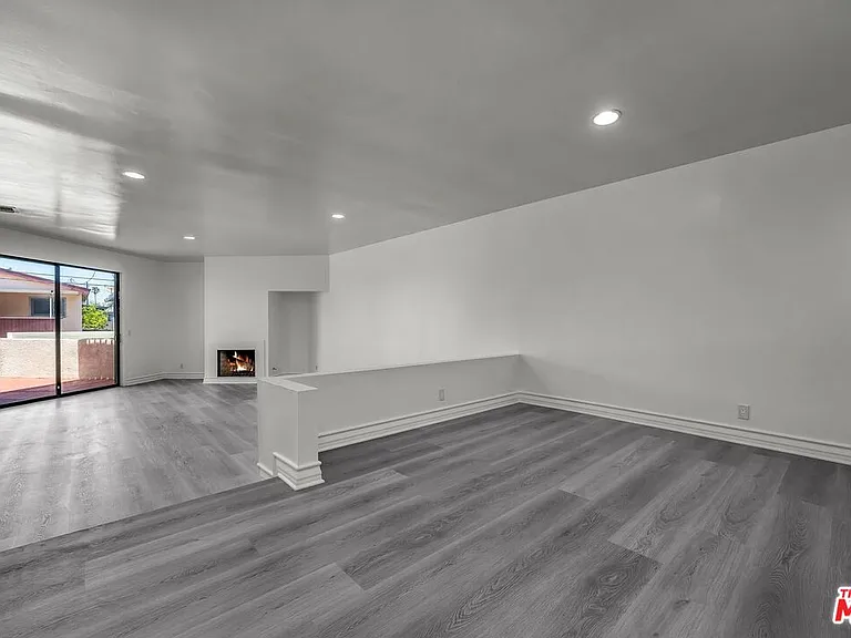 7301 Vista Del Mar Ave #A103 — Photo 5