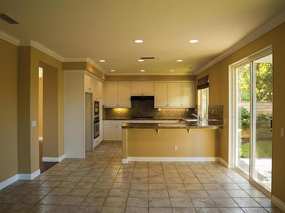 5th image of 2748 Stonecutter St