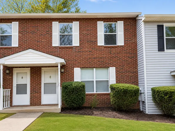 212 Janie Ln, Blacksburg, VA 24060