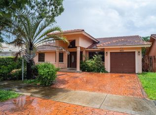 9031 NW 152nd St, Miami Lakes, FL 33018