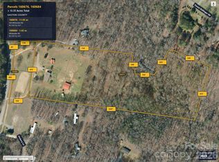420 Whitesides Rd, Bessemer City, NC 28016