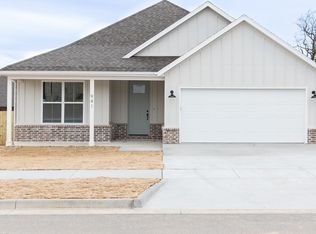 941 Sugar Loaf Rd, Prairie Grove, AR 72753