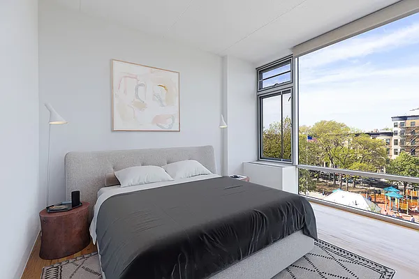 Rented by Compass | media 9