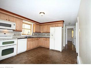 251 School House Rd, Old Saybrook, CT 06475