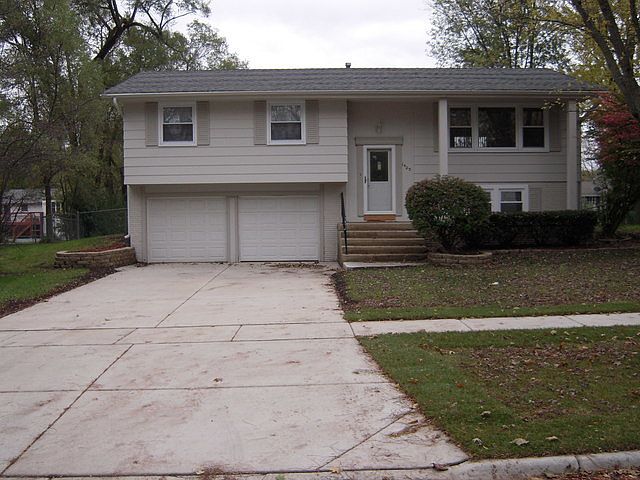 1st image of 1423 Yale Ln