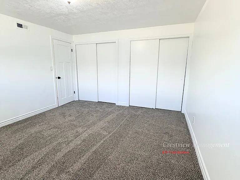 Washington Terrace 8-Plex — Photo 6