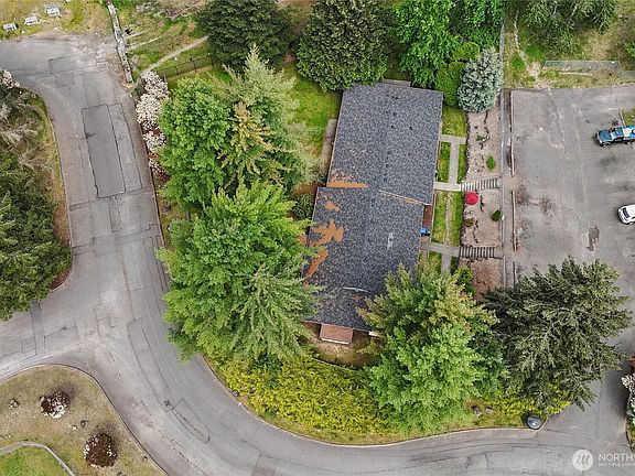3rd image of 5002 S 58th Street