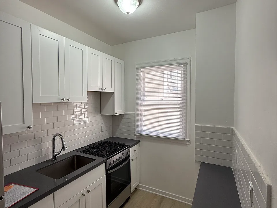 1429 Leavenworth St #101