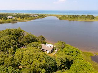 12 Trapps Pond Rd, Edgartown, MA 02539