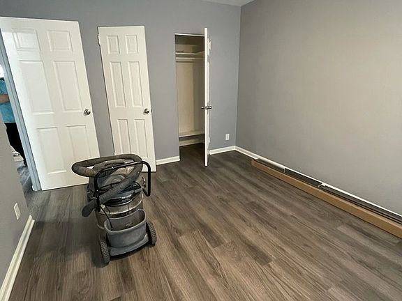 4th image of 79-47 Grand Ave #2