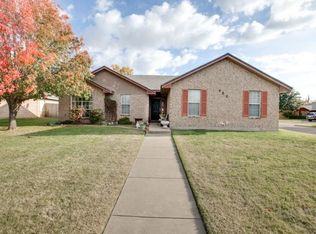 600 McAnear St, Cleburne, TX 76033