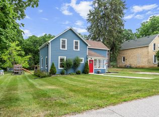 9 Union St E, Lambton Shores, ON N0M1B0