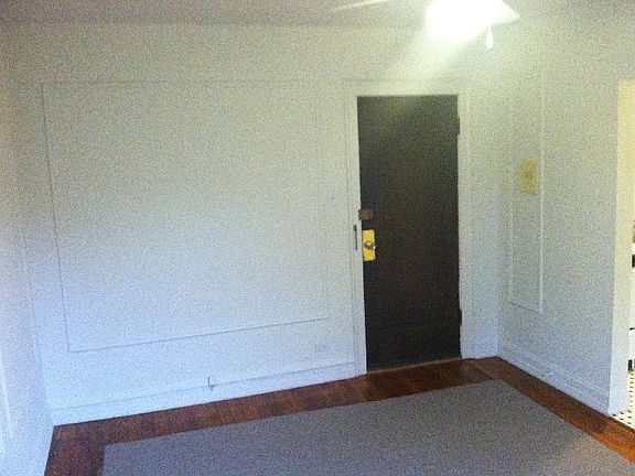 5th image of 4531 N Ashland Ave APT 104
