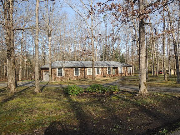 3rd image of 1137 Circle Dr
