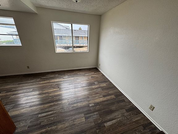 4th image of 13707 Cerise Ave #4