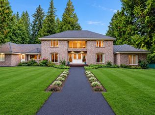 13511 Woodcrest Dr, Surrey, BC V4P1W3