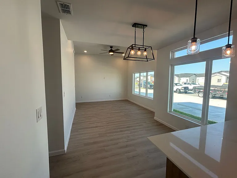 3536 Hidalgo St #D — Photo 4