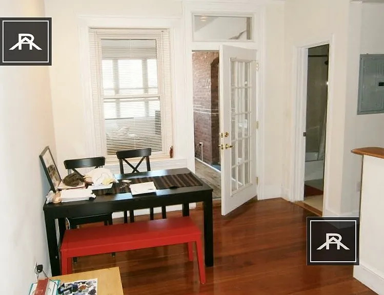 191 Winthrop Rd #4 — Photo 7