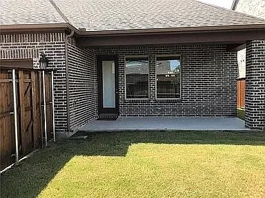 3 bed, 2.5 bath, 2575 sqft, $3,600 — Photo 4