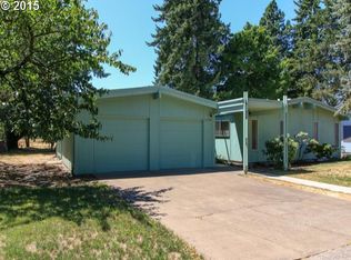 92708 Pebble Beach Ln, Junction City, OR 97448