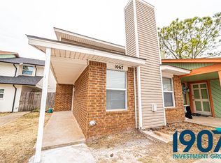1067 Rambling Oaks Dr, Norman, OK 73072