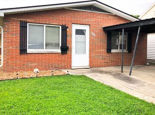 320 W Thomas St #320, Roxana, IL 62084