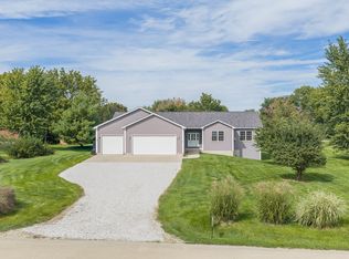 203 W South St, Dover, IL 61323