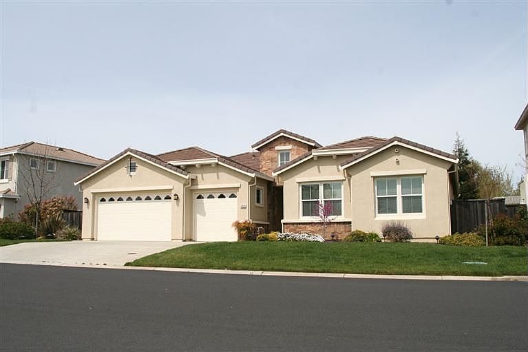 1st image of 34600 Canvas Back St