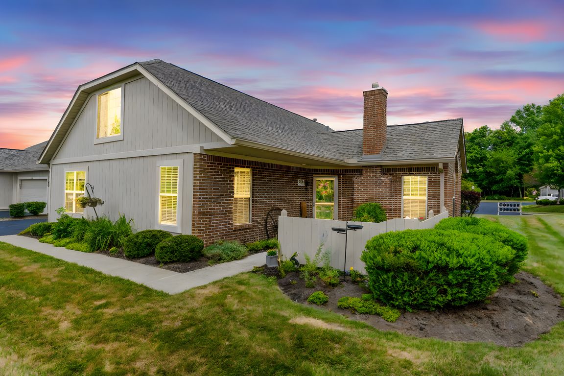 5532 Meadowood Ln (Exterior)-1 day to dusk.jpeg