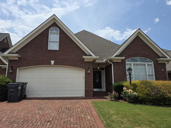 1835 Glenhurst Dr, Snellville, GA 30078