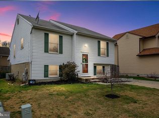8079 Escalon Ave, Pasadena, MD 21122