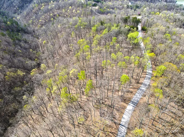 78 Sandstone Point Trl, Monticello, KY 42633