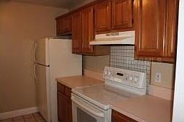 4th image of 2410 S Grandview Ave