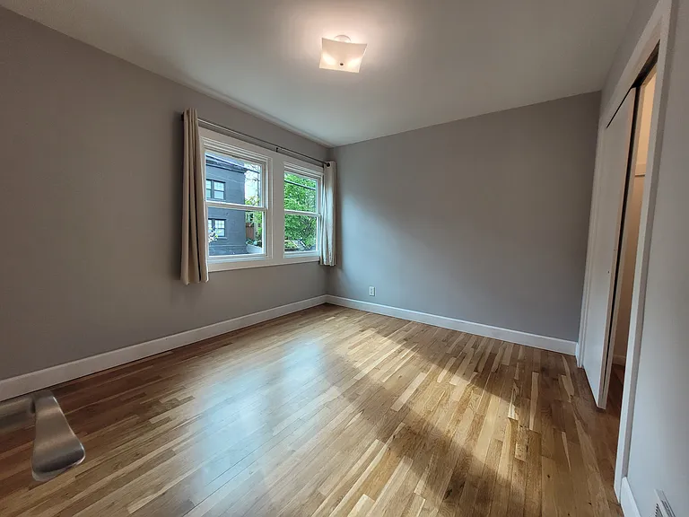 9107 N Kellogg St — Photo 10