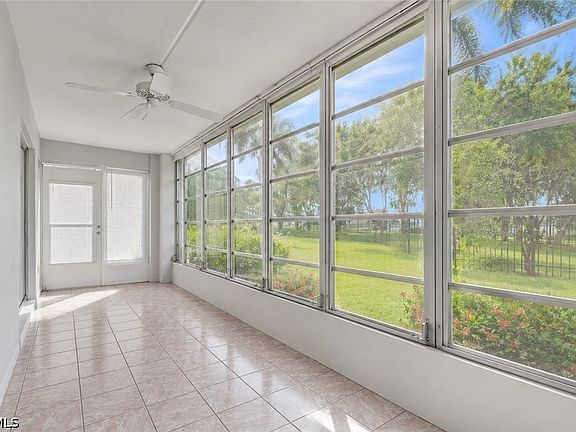 3rd image of 1723 Golf Club Dr APT 1